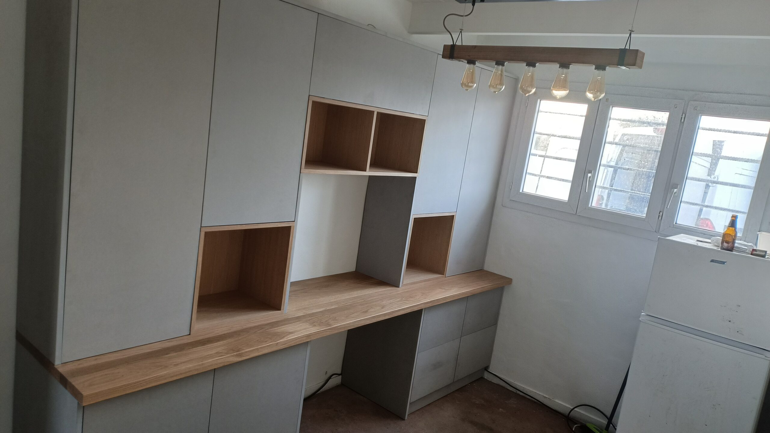 Bureau en Valchromat